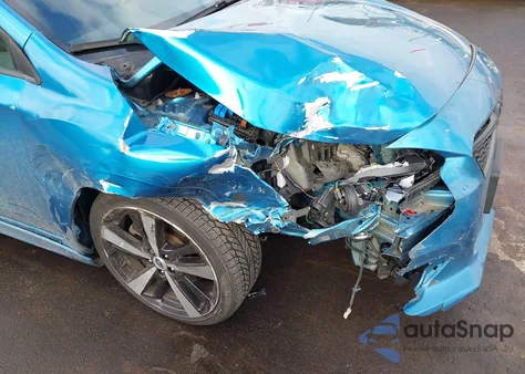 2017 Subaru Impreza 2.0I Sport из США, поврежденный, VIN 4S3GKAM6XH3627778